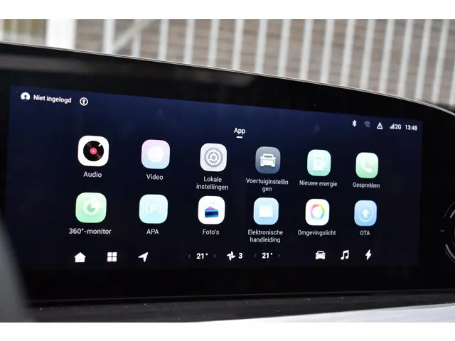 Omoda 9 SHS Premium 2025 Hybride Benzine 28