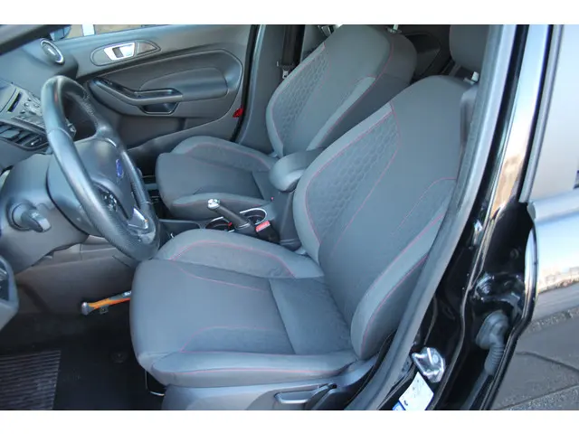 Ford Fiesta 1.0 EcoBoost 101 Pk ST Line 2017 Benzine 17