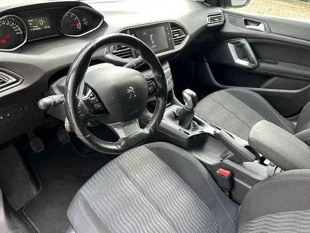 Peugeot 308 SW 1.2 PT Blue Lease 2015 Benzine 9