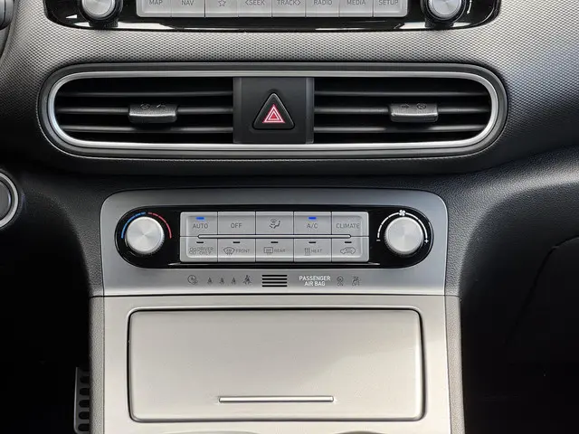 Hyundai Kona EV Premium 64 kWh 2020 Elektrisch 19