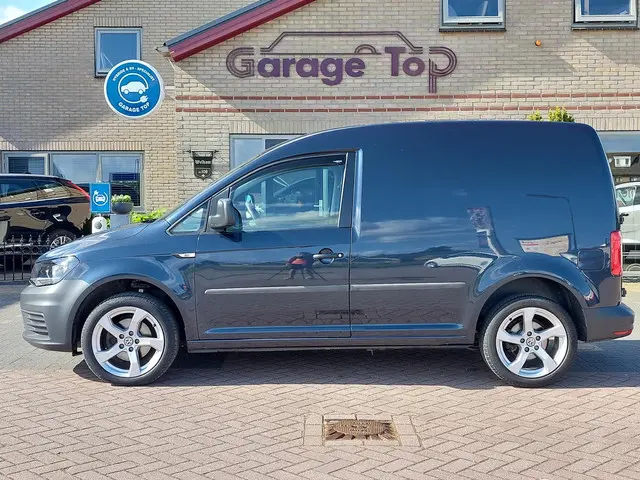 Volkswagen Caddy 2.0 TDI L1H1 BMT Comfortline 2018 Diesel 8