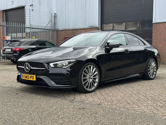 Mercedes-Benz CLA 250 4MATIC Premium Plus 2022 Benzine 5