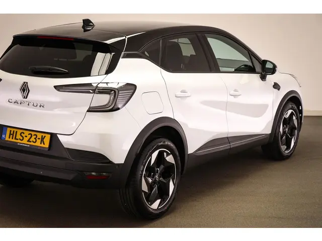 Renault Captur 1.3 mild hybrid Techno 160pk 2024 Benzine 24