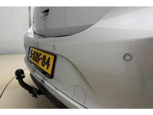 Opel Astra 1.4 Turbo Business + 2013 Benzine 3