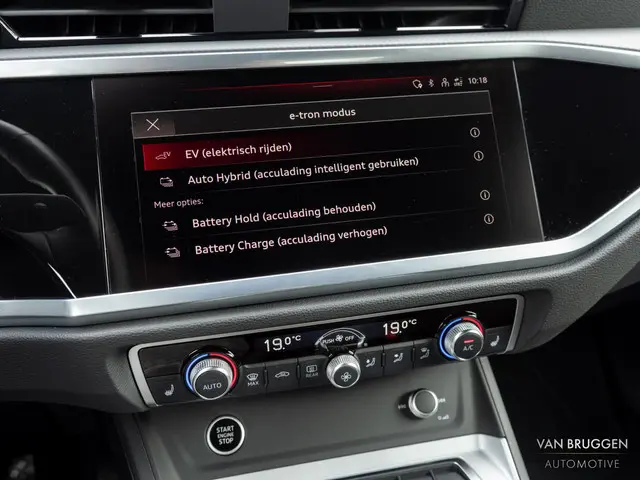 Audi Q3 45 TFSI E S-Line 2022 Hybride Benzine 25