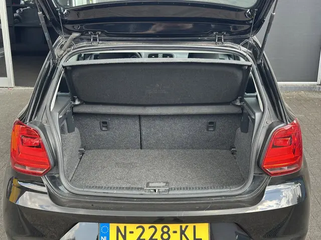 Volkswagen Polo 1.0 2014 Benzine 6