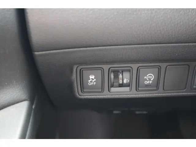 Nissan Pulsar 1.2 DIG-T Connect Edition 2015 Benzine 17