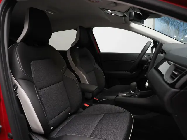 Mitsubishi ASX 1.6 PHEV AT Intense+ 2025 Hybride Benzine 14