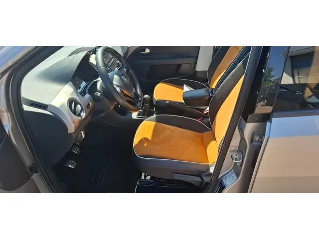 Volkswagen up! 1.0 TSI BMT high up! 2017 Benzine 7