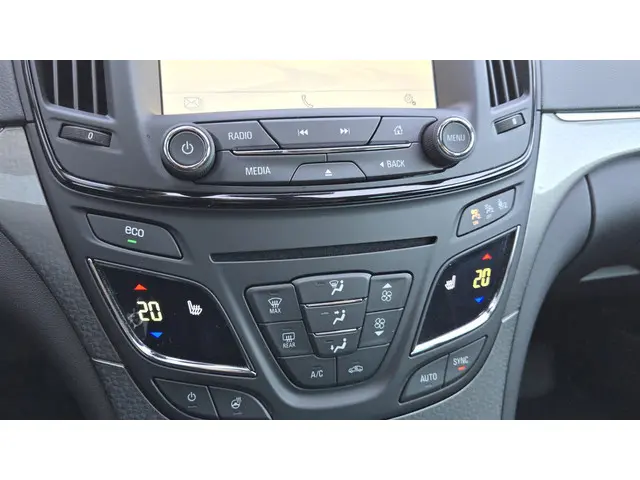 Opel Insignia 1.4 T EcoFLEX Business+ 2016 Benzine 34