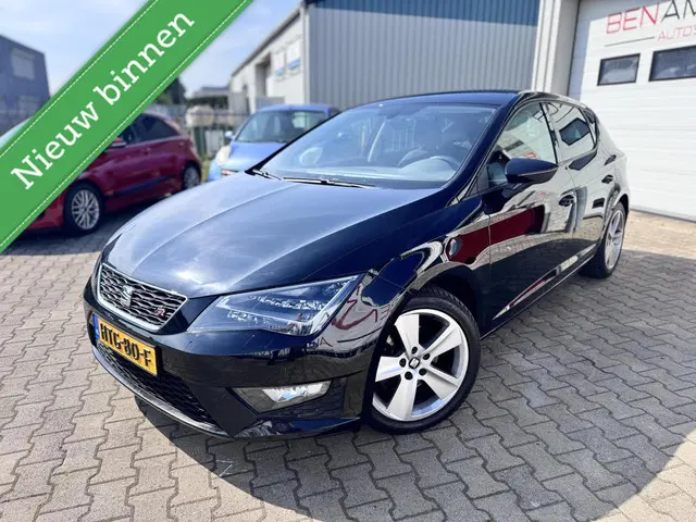 SEAT Leon 1.4 TSI FR NAVI/ FULL LINK/ LEDER 2016 Benzine 3