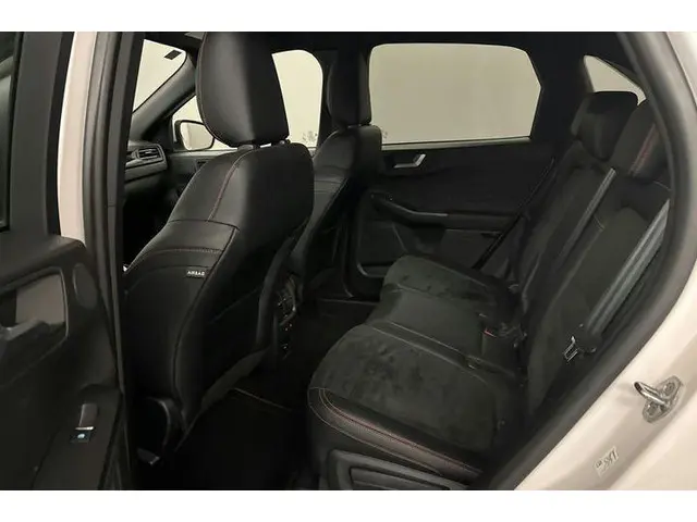 Ford Kuga 2.5 PHEV ST-Line X 2022 Hybride Benzine 9