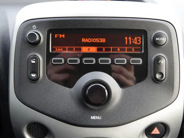 Peugeot 108 1.0 e-VTi Active 2017 Benzine 15