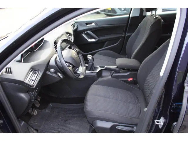 Peugeot 308 SW 1.2 PureTech Active 2017 Benzine 8
