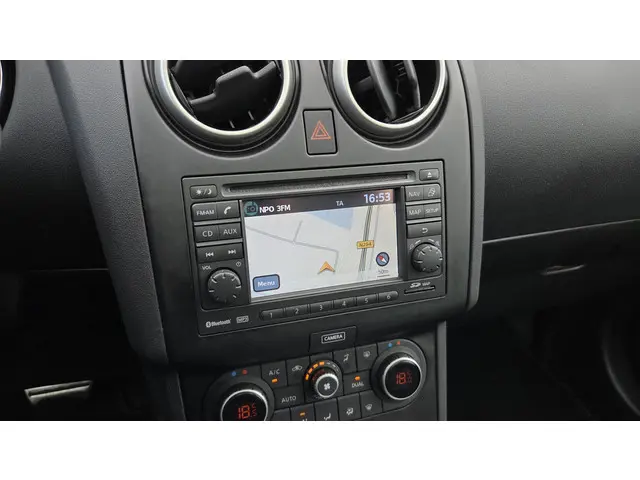 Nissan QASHQAI 2.0 Tekna 2013 Benzine 18