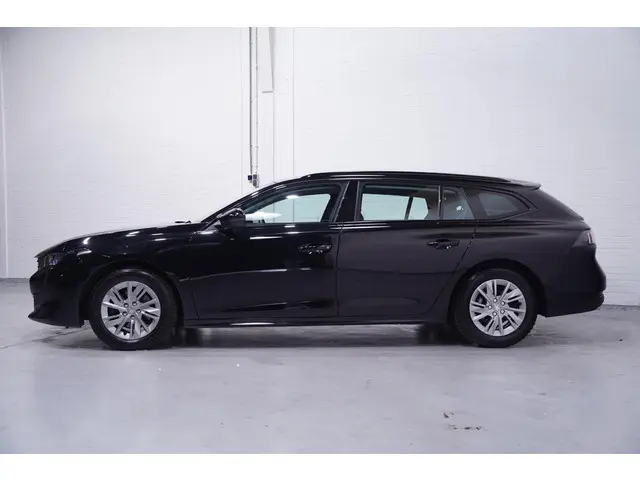 Peugeot 508 SW 1.5 HDI Active Pack 2022 Diesel 8