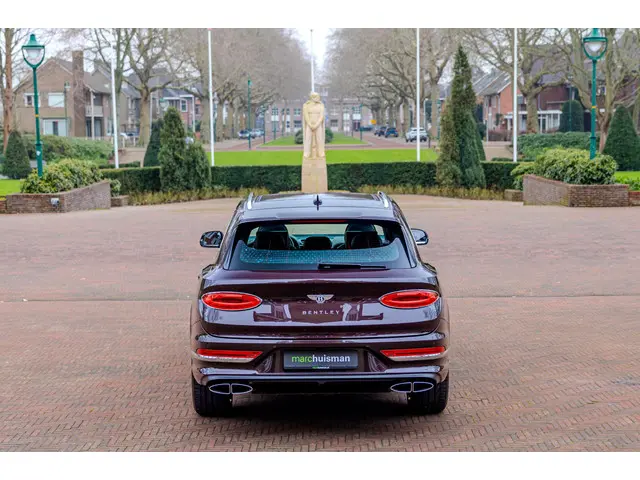 Bentley Bentayga 3.0 V6 Hybrid 2022 Hybride Benzine 103