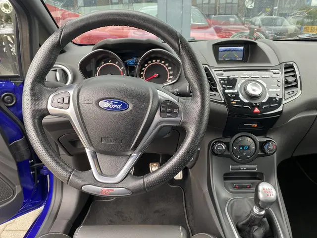 Ford Fiesta 1.6 ST2 182PK 2014 Benzine 13