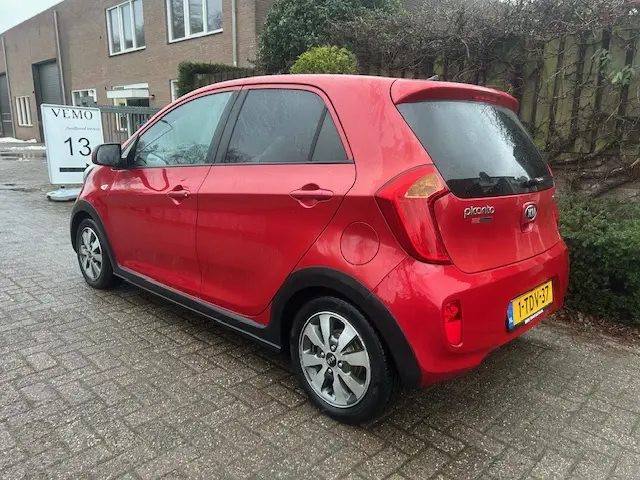 Kia Picanto 1.2 CVVT ISG R-Cross uitvoering 2014 Benzine 2