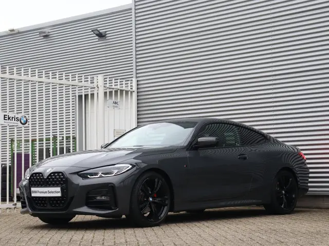 BMW 4 Serie Coupé 420i 2023 Benzine 37
