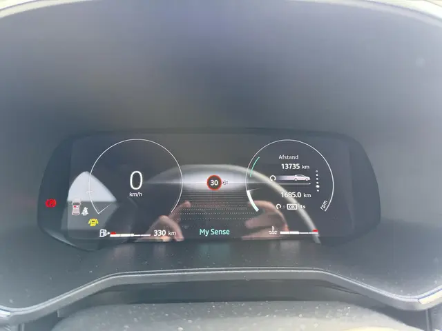 Renault Clio 1.0 TCe 90 GPF Techno 2025!! 2025 Benzine 17