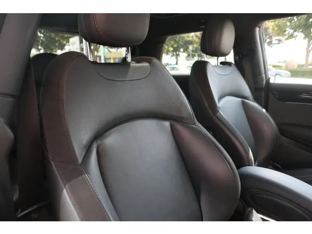 MINI 3-Deurs Cooper S 2022 Benzine 19
