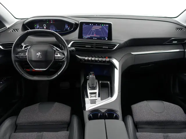 Peugeot 3008 1.2 PureTech GT Line Aut- 2018 Benzine 7