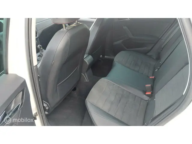 SEAT Ibiza 1.0 TSI FR Business Intense 2019 Benzine 10