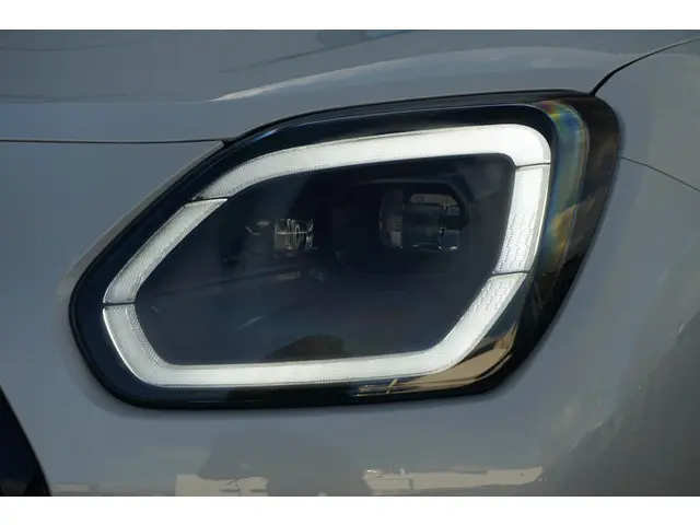 MINI Countryman C 2024 Benzine 30