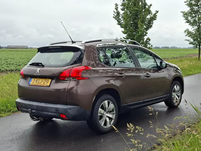 Peugeot 2008 1.2 VTi Active van 1e eigenaar❗ 2013 Benzine 10
