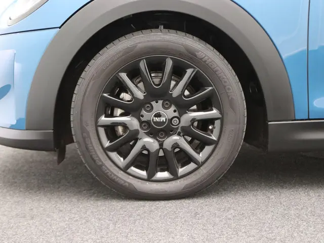 MINI 3-Deurs Cooper 2023 Benzine 8