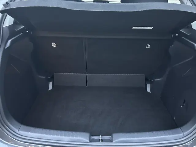 Toyota Yaris 1.5 VVT-i Active 2023 Benzine 8