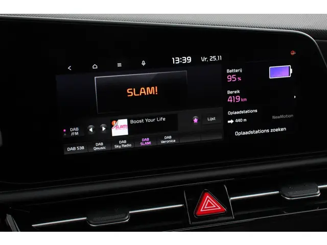 Kia Niro EV DynamicPlusLine 64.8 kWh 2023 Elektrisch 17