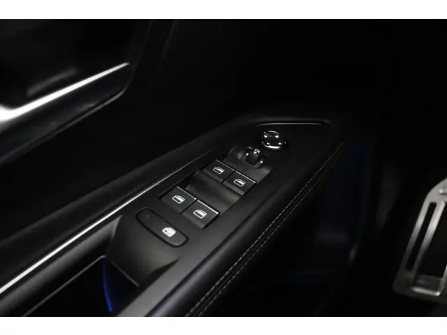 Peugeot 3008 1.6 HYbrid 225 GT 2023 Hybride Benzine 21