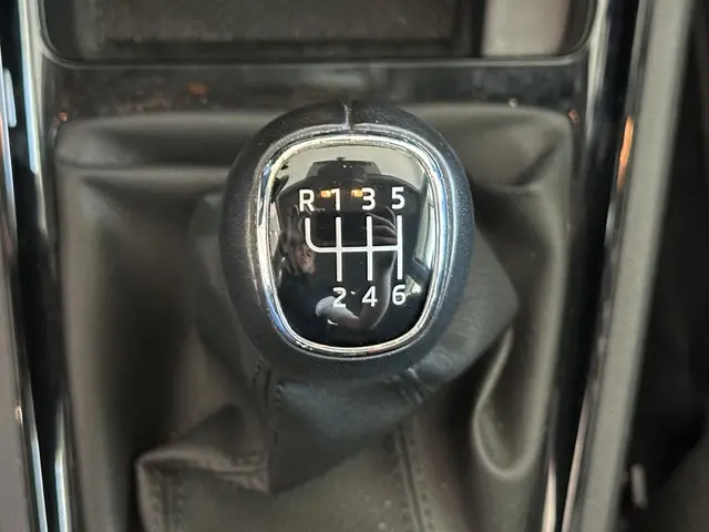 Škoda Kamiq 1.0 TSI Ambition 2021 Benzine 23