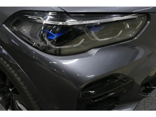 BMW X5 xDrive45e High Executive 2022 Hybride Benzine 44