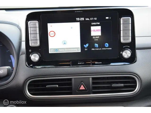 Hyundai Kona EV Premium 64 kWh + Trekhaak 2019 Elektrisch 14