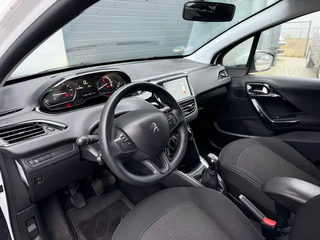 Peugeot 208 1.2 PureTech Blue Lion / APK 2018 Benzine 8