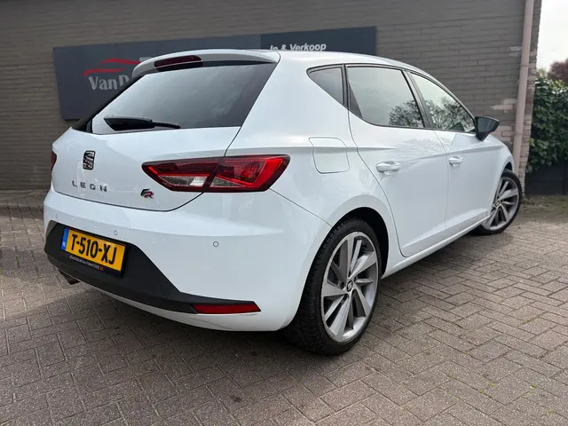 SEAT Leon 1.8 TSI FR - DSG - leder/alcantara - LED 2014 Benzine 3
