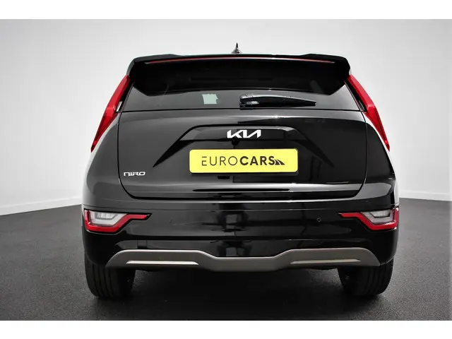 Kia Niro EV DynamicPlusLine 64.8 kWh 2023 Elektrisch 3
