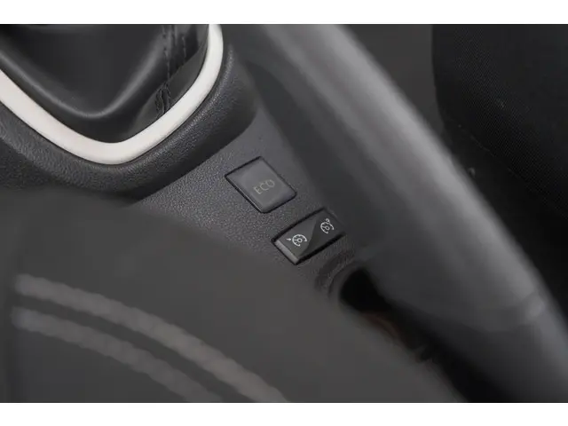 Renault Captur TCe 90 Limited 2017 Benzine 38