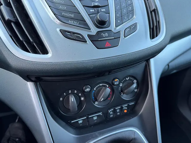 Ford C-MAX 1.0 Titanium 2013 *NETTE AUTO* 2013 Benzine 14