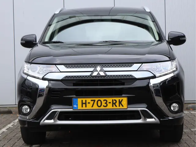 Mitsubishi Outlander 2.4 PHEV 2020 Hybride Benzine 7