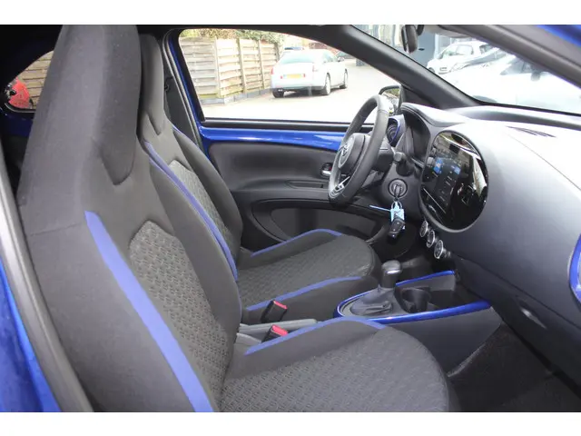 Toyota Aygo X 1.0 VVT-i S-CVT Pulse Automaat 2024 Benzine 9