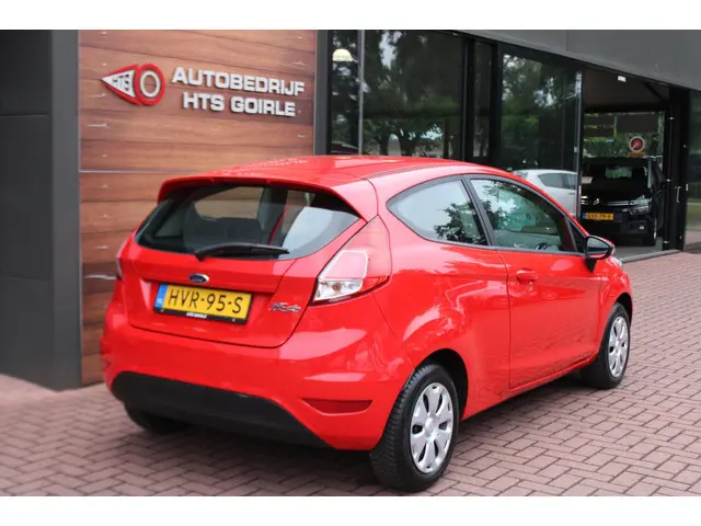 Ford Fiesta 1.25 38575 KM !!!!! 2013 Benzine 4
