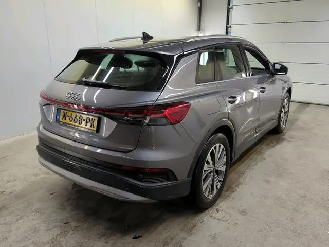 Audi Q4 e-tron 40 Advanced 77 kWh 2021 Elektrisch 4