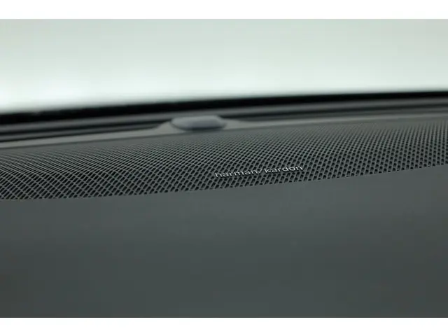 Volvo V60 T6 Recharge Plus Dark 2023 Hybride Benzine 14