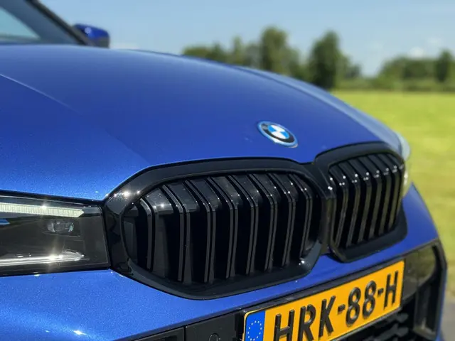 BMW 3 Serie Touring 330e xDrive 2024 Hybride Benzine 24