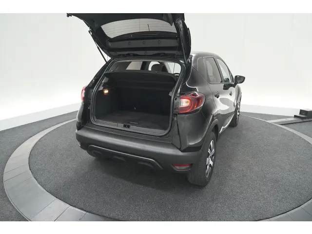 Renault Captur TCe 90 Limited 2017 Benzine 52