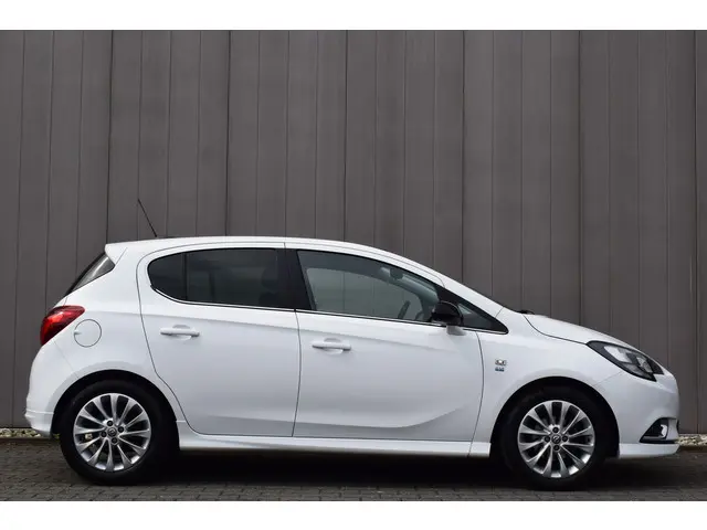 Opel Corsa 1.4 Automaat Online Edition 2019 Benzine 3